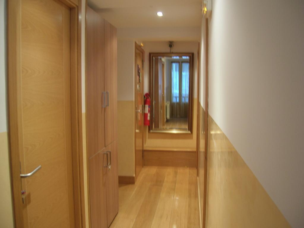 Pension San Vicente San Sebastian Exterior photo