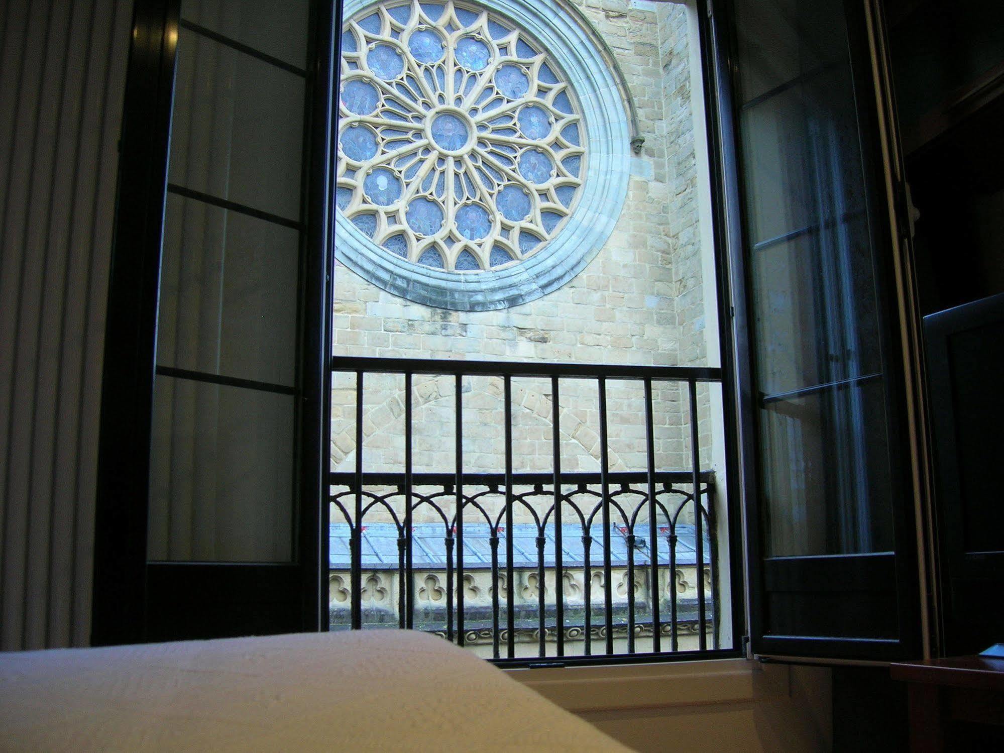 Pension San Vicente San Sebastian Exterior photo